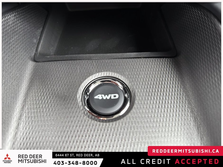 2025 Mitsubishi RVR ES AWC-14