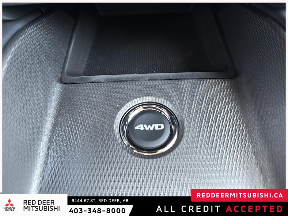 2025 Mitsubishi RVR SEL AWC-14