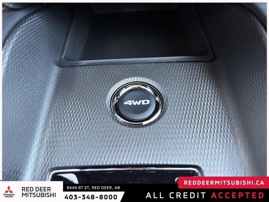 2025 Mitsubishi RVR ES AWC-14