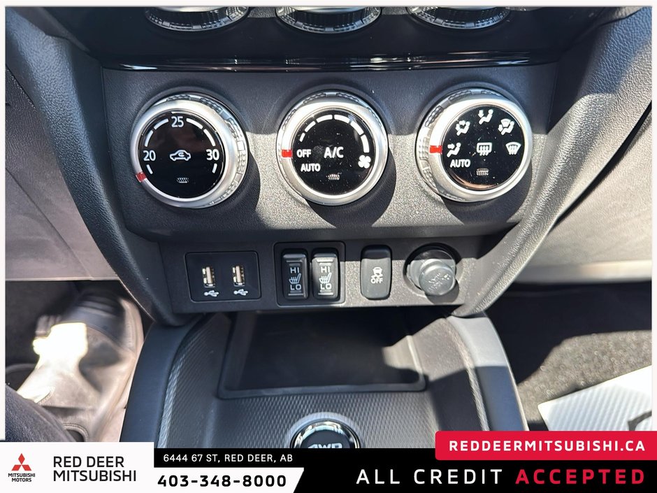 2025 Mitsubishi RVR GT-12