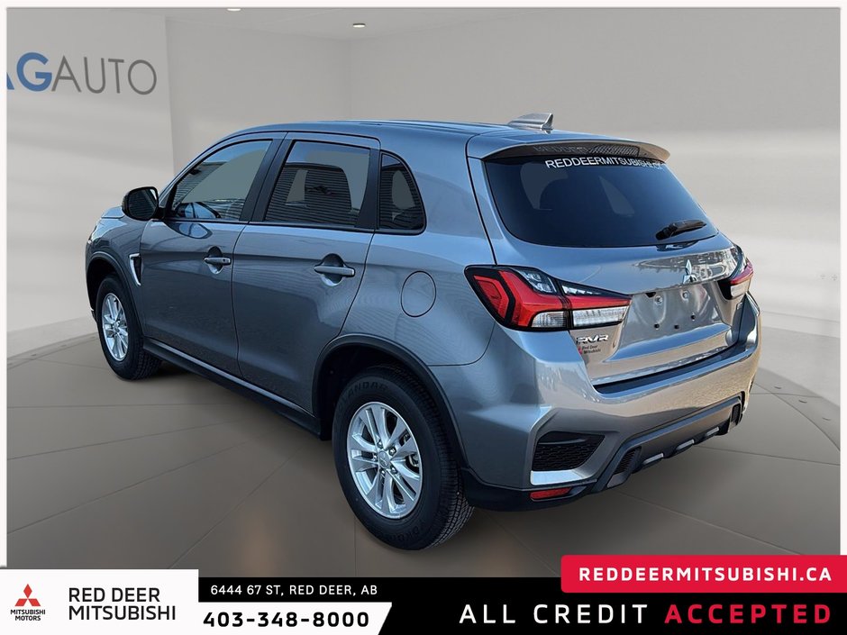 2025 Mitsubishi RVR SE AWC-3