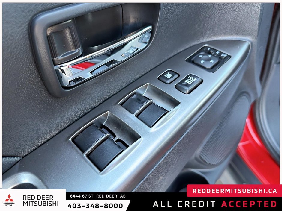 2026 Mitsubishi RVR SEL AWC-12