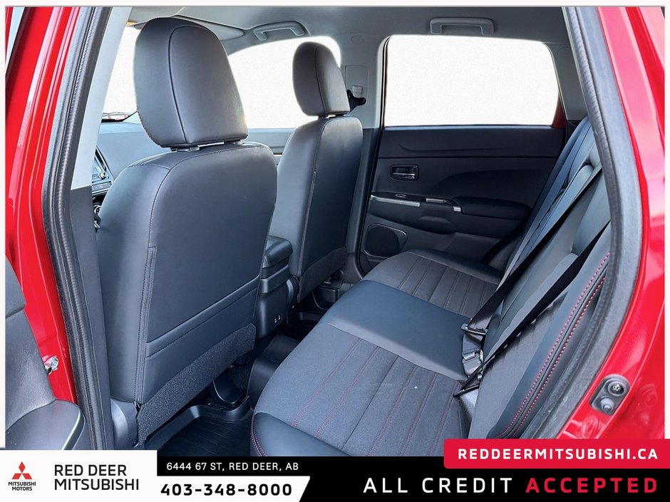 2026 Mitsubishi RVR SEL AWC-11