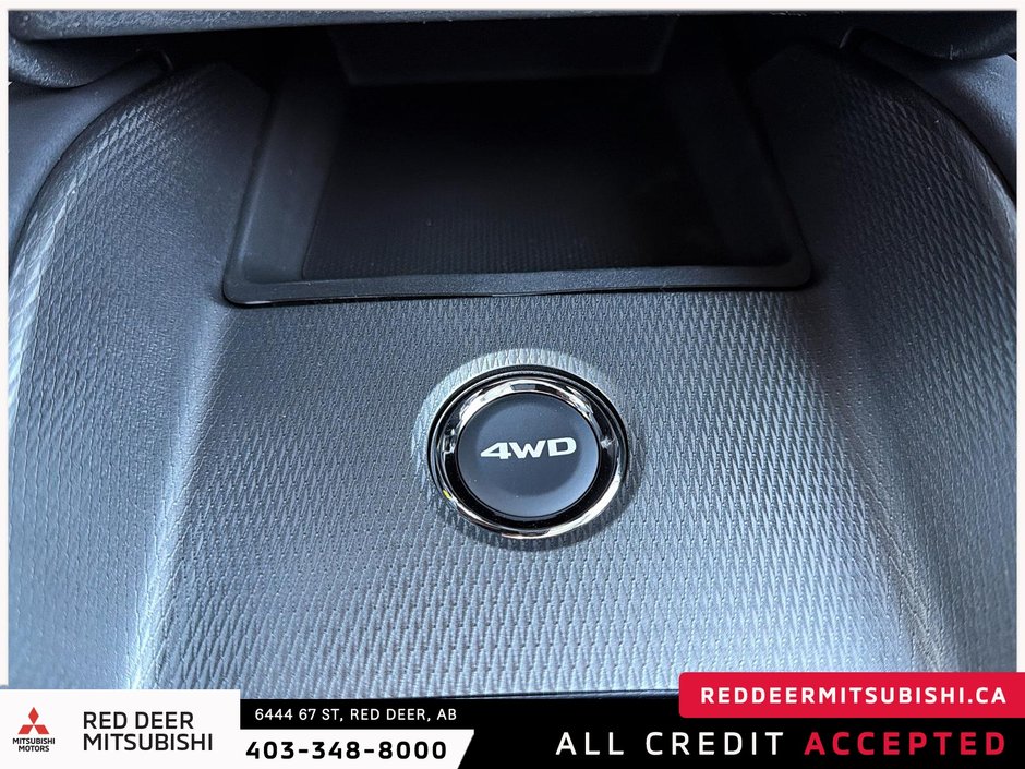 2026 Mitsubishi RVR ES AWC-17