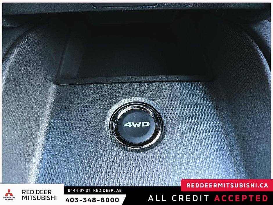 2026 Mitsubishi RVR SE AWC-18