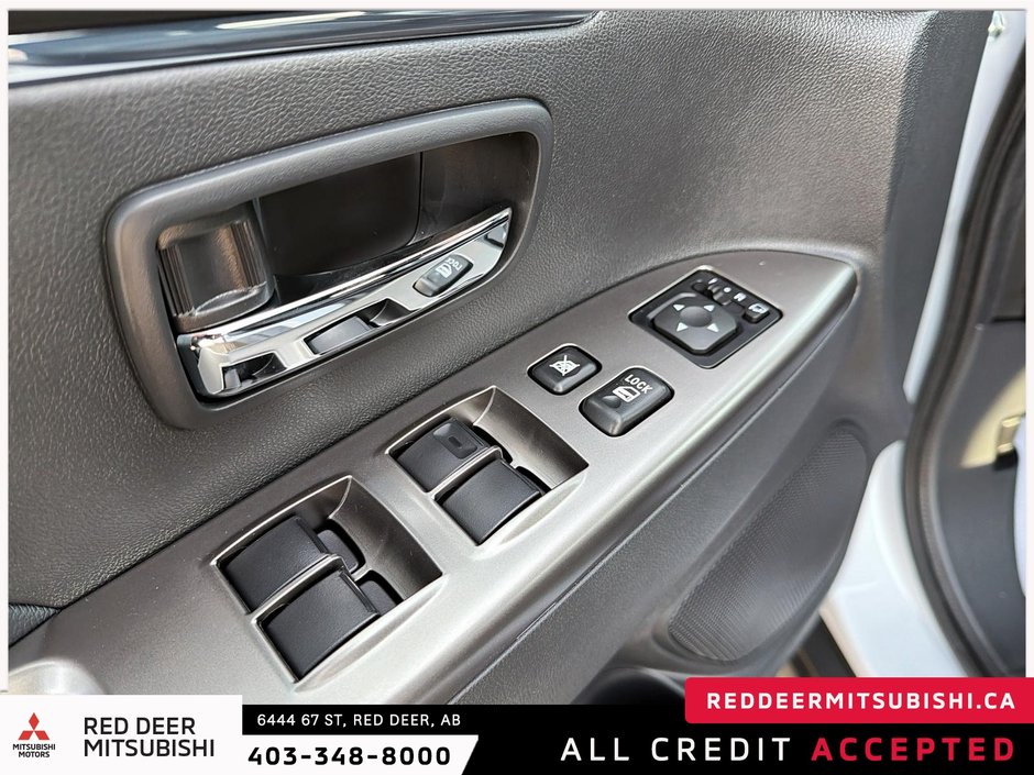 2026 Mitsubishi RVR GT AWC-13