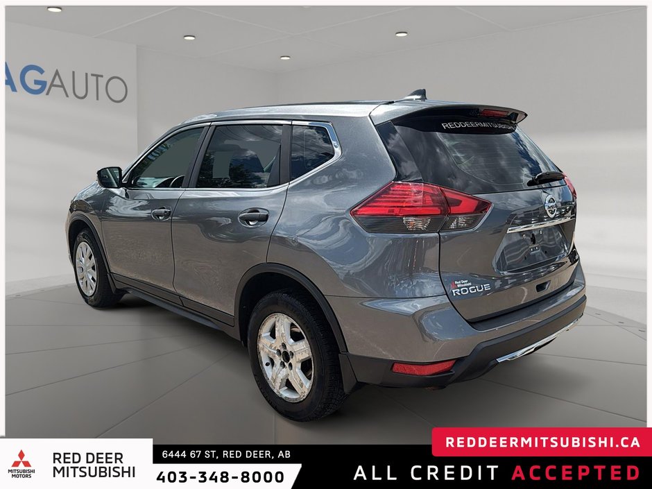 2017 Nissan Rogue-3
