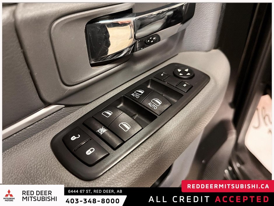 2019 Ram 1500 Classic SLT-10