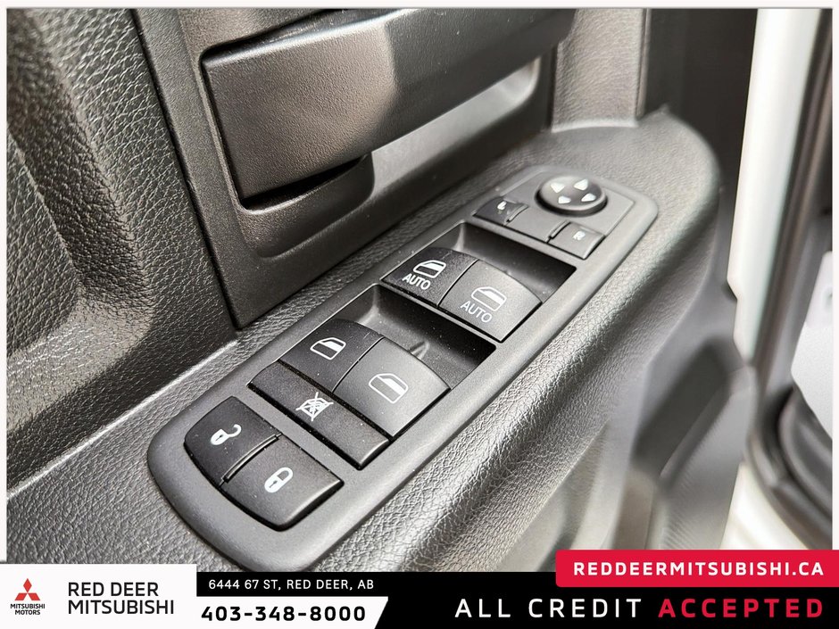 2020 Ram 1500 Classic ST-9