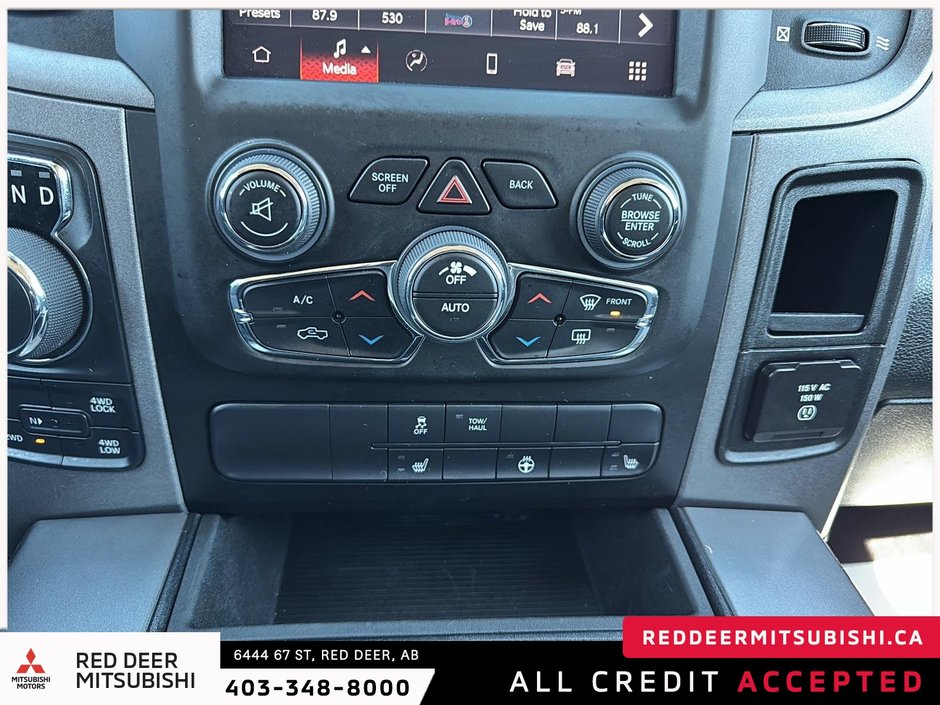 2022 Ram 1500 Classic Express-12