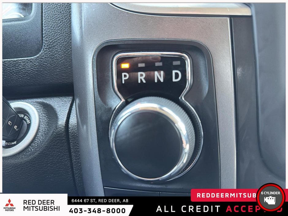 2022 Ram 1500 Classic SLT-13