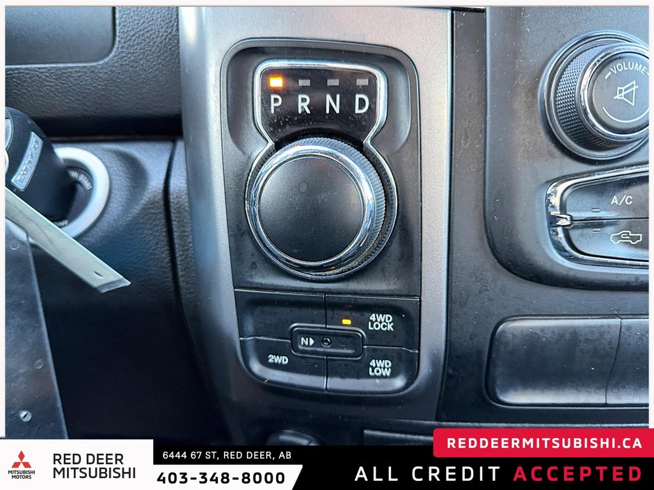 2022 Ram 1500 Classic Warlock-13