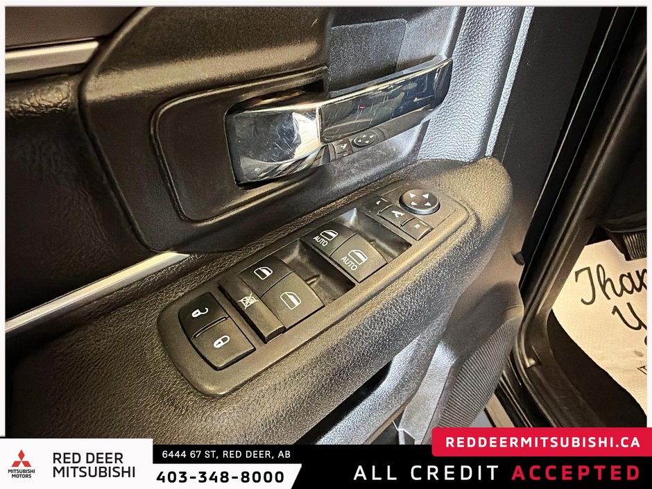 2022 Ram 1500 Classic Warlock-10