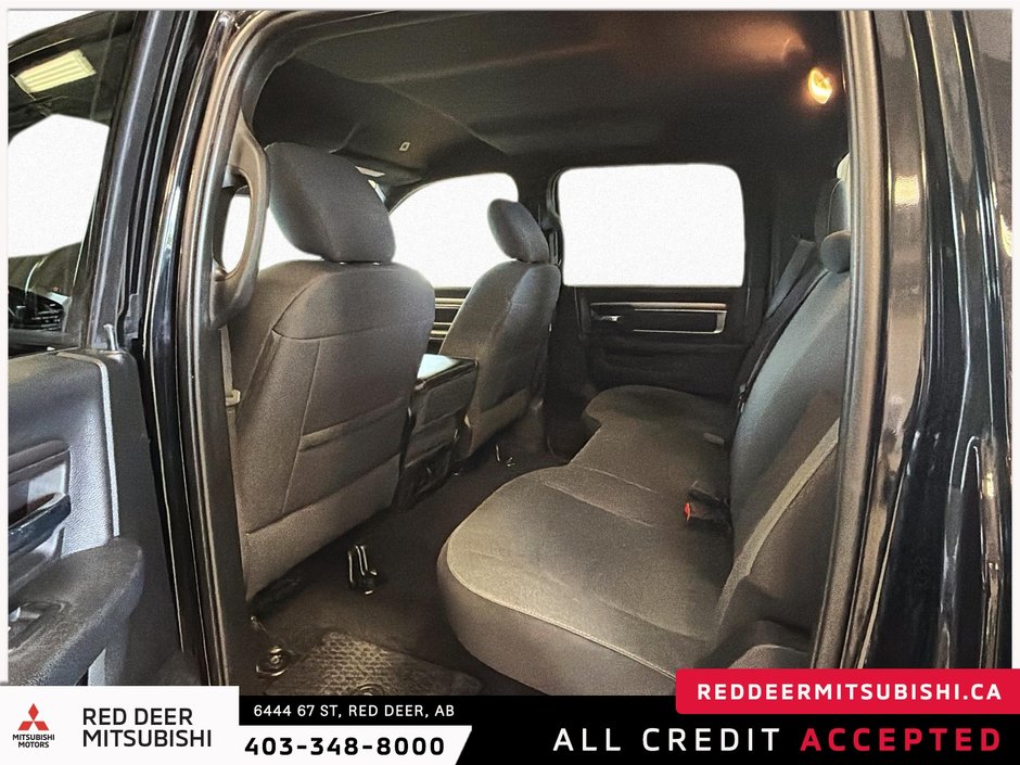 2022 Ram 1500 Classic Warlock-9