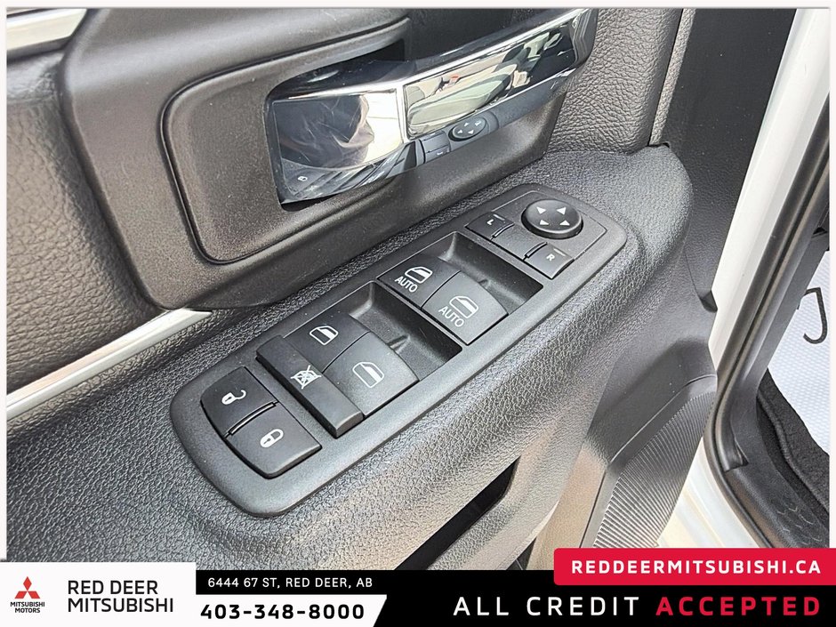 2022 Ram 1500 Classic Warlock-11