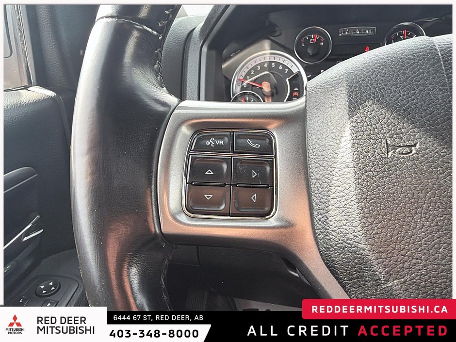2022 Ram 1500 Classic Warlock-13
