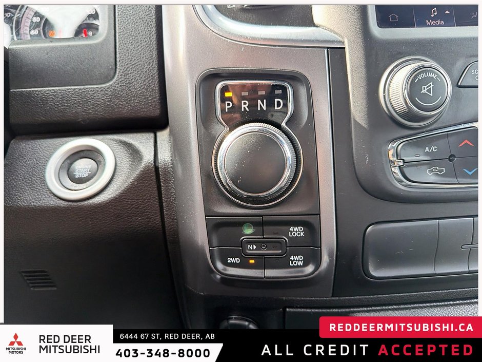 2022 Ram 1500 Classic Warlock-16