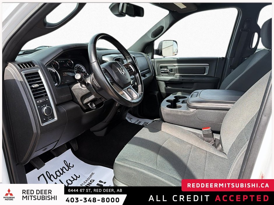 2022 Ram 1500 Classic Warlock-8