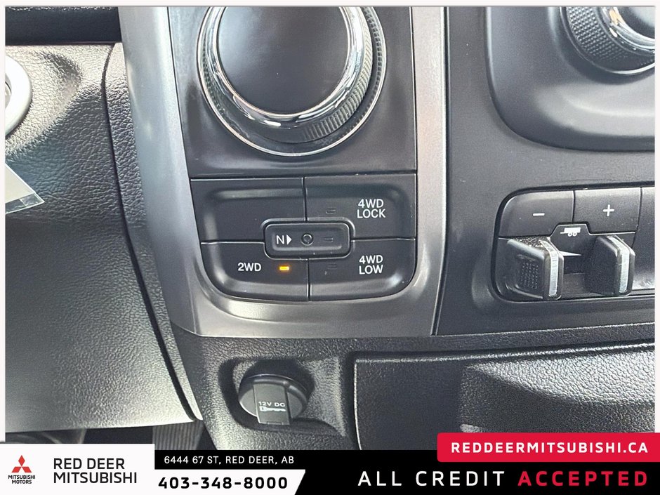 2023 Ram 1500 Classic SLT-18