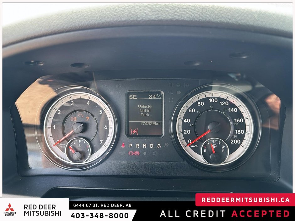 2016 Ram 1500 SLT-11