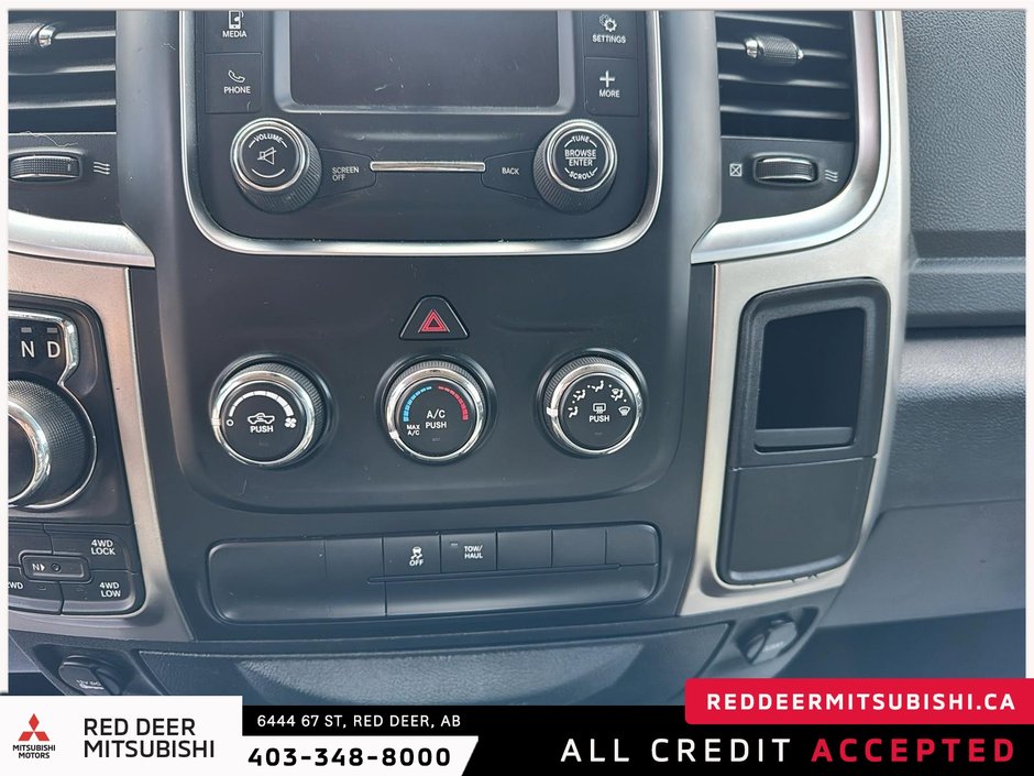 2016 Ram 1500 SLT-12