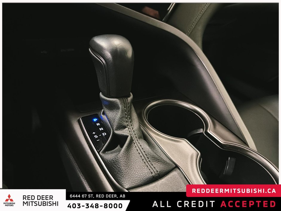 2023 Toyota Camry SE-17