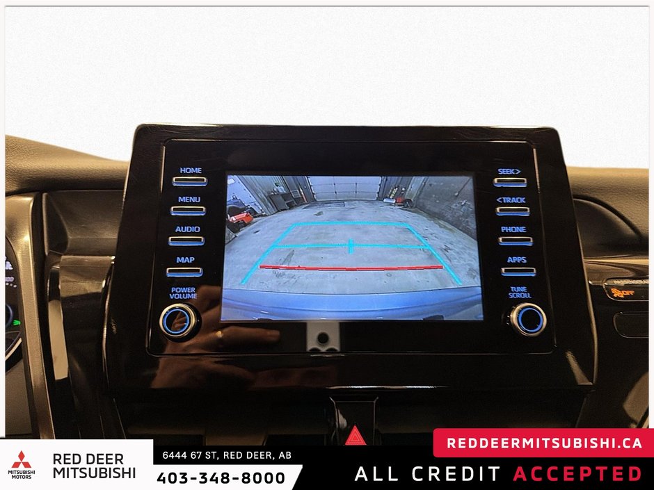 2023 Toyota Camry SE-19