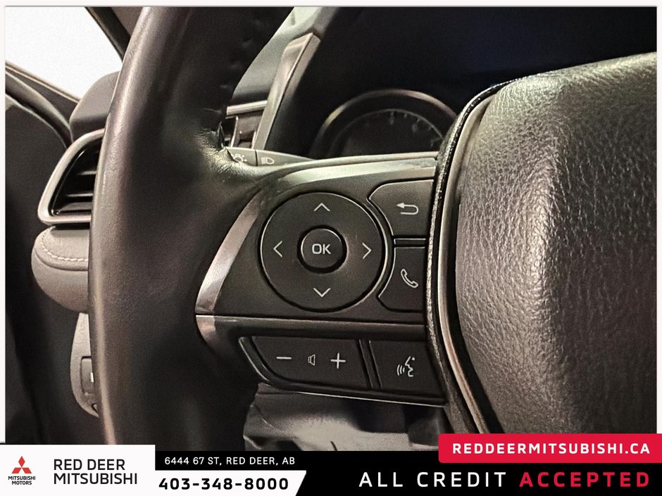 2023 Toyota Camry SE-13