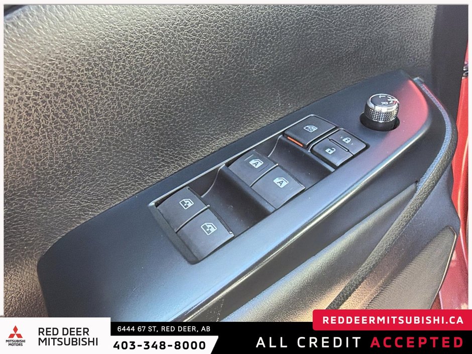 2018 Toyota Highlander Limited-12