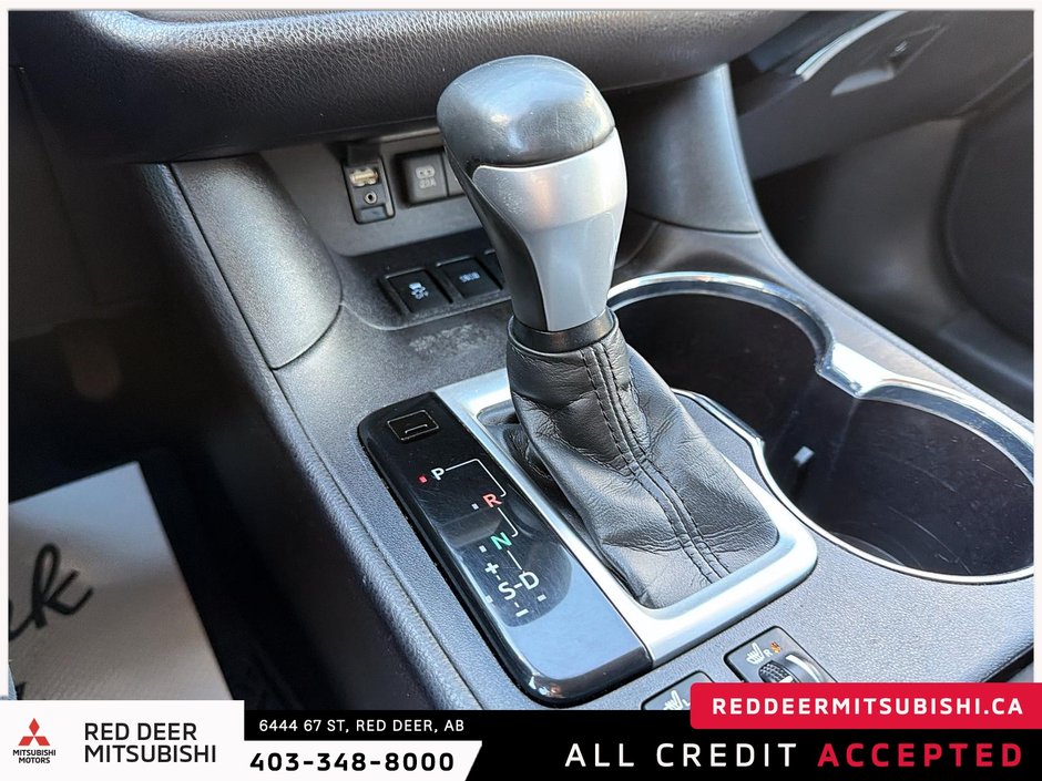 2018 Toyota Highlander Limited-19