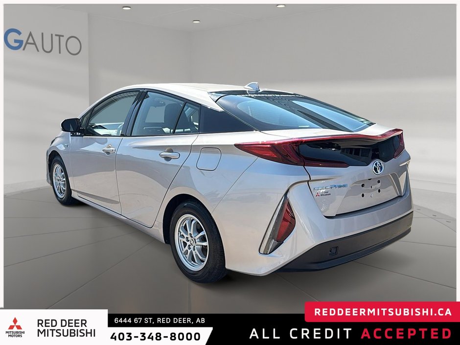2020 Toyota PRIUS PRIME-3