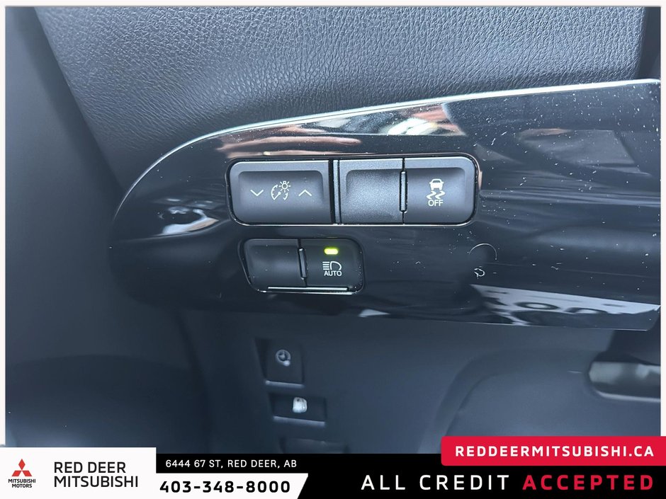 2020 Toyota PRIUS PRIME-15