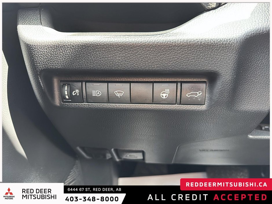 2022 Toyota RAV4 XLE-14