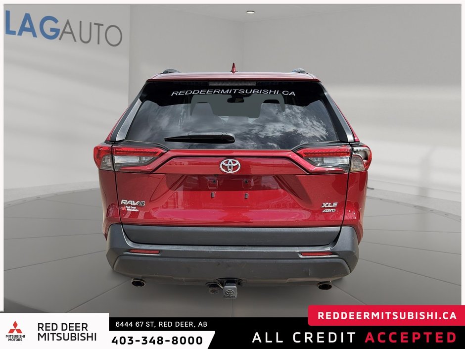 2022 Toyota RAV4 XLE-2
