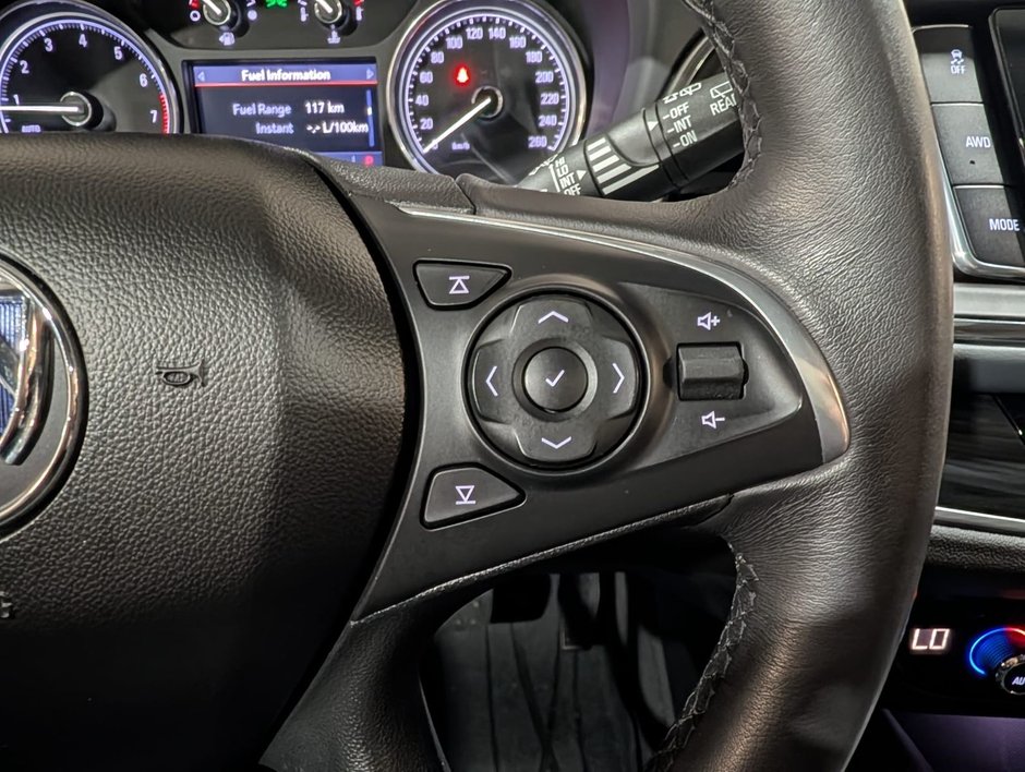 2020 Buick Enclave Essence-14