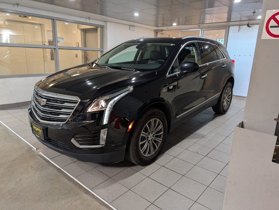 2017 Cadillac XT5 LUXURY PACKAGE-0