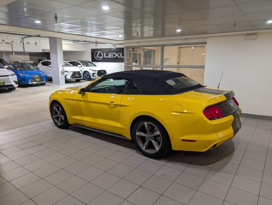 2017 Ford MustangV6 V6-2