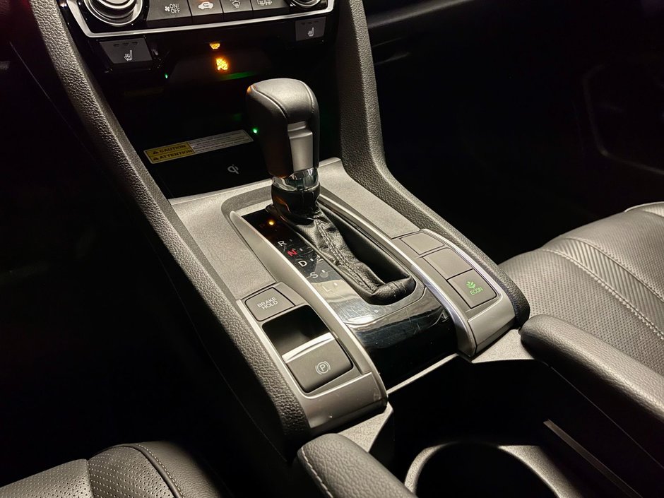 2016 Honda Civic Touring-18