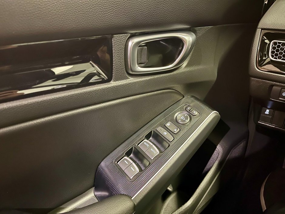 2025 Honda Civic Sport Touring-12
