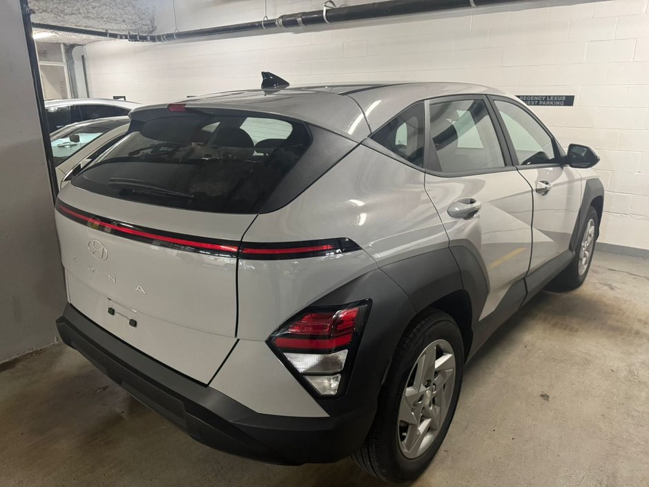 2024 Hyundai Kona Essential-0