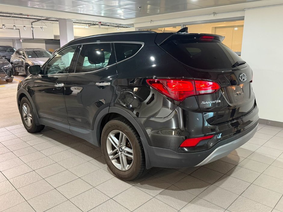 2017 Hyundai Santa Fe SportBase SE-2