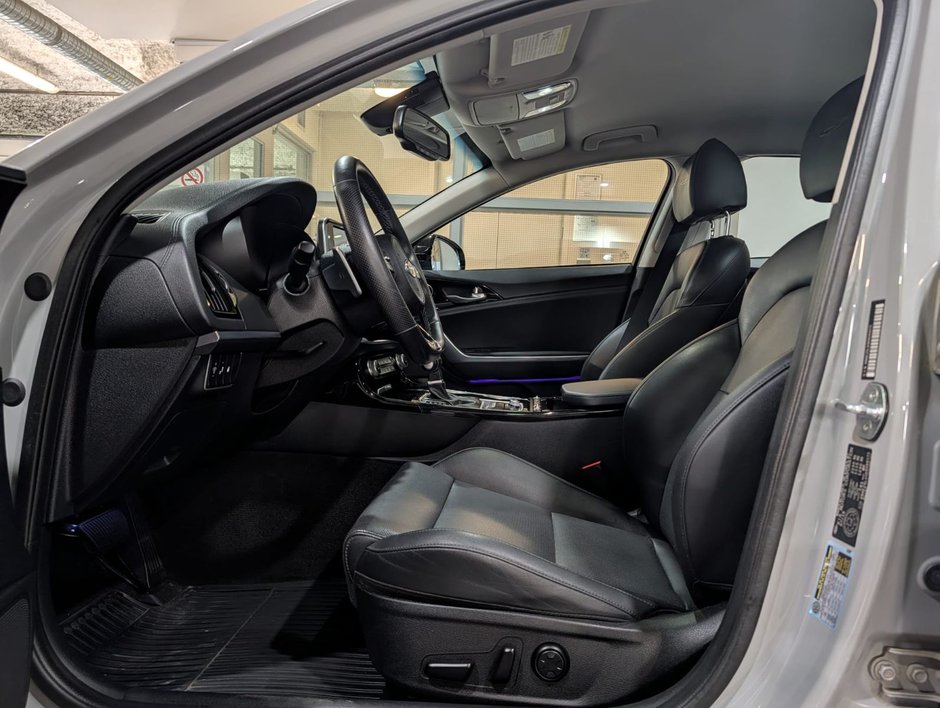 2019 Kia StingerPremium GT-Line AWD-6