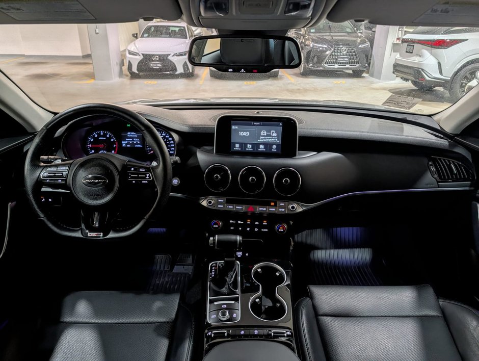 2019 Kia StingerPremium GT-Line AWD-10