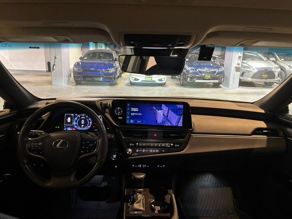 2023 Lexus ES 250 AWD ES 250-4