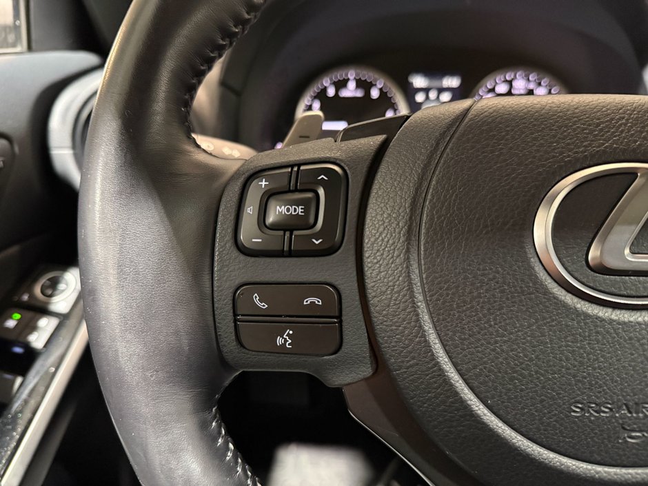 2023 Lexus IS 300 AWD IS 300-15