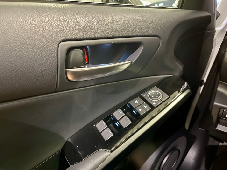 2025 Lexus IS 300 AWD IS 300-11