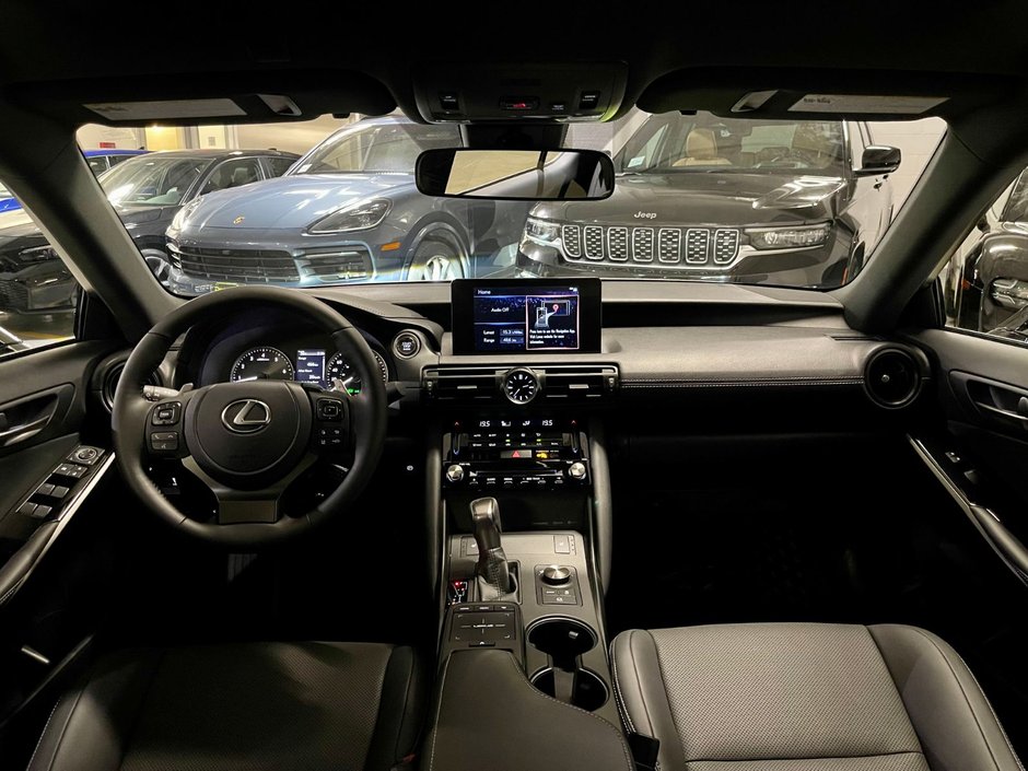 2025 Lexus IS 300 AWD IS 300-12