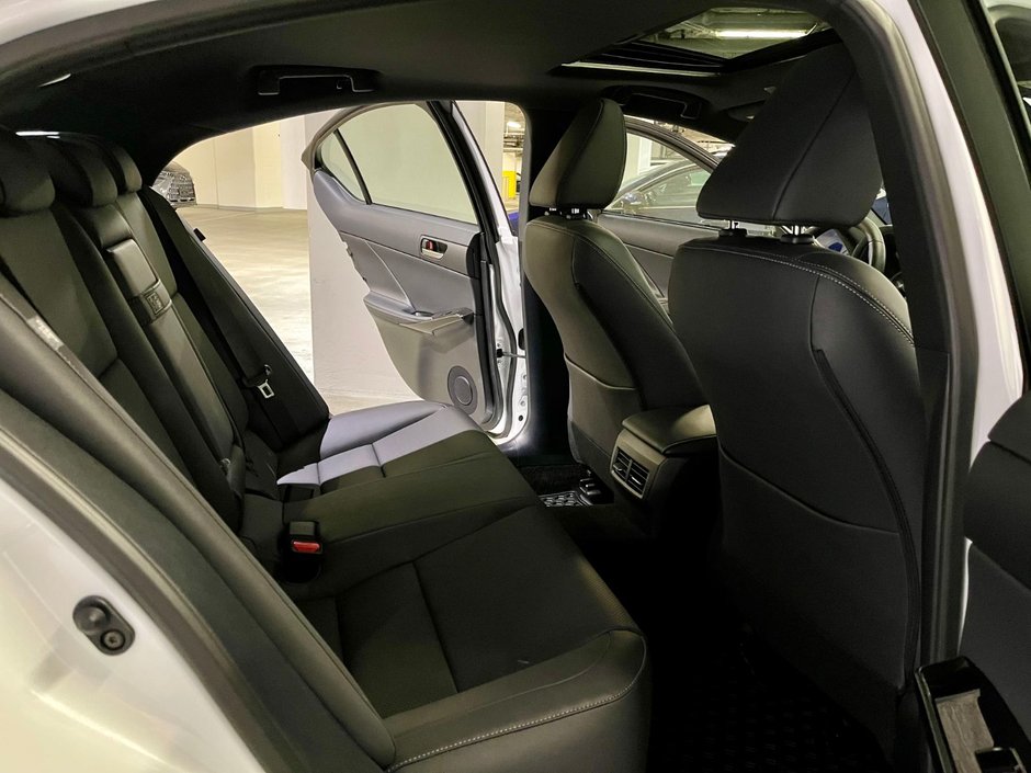2025 Lexus IS 300 AWD IS 300-7