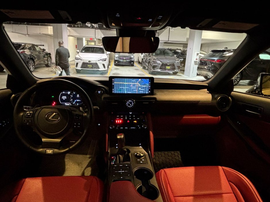 2023 Lexus IS300Base IS 300-4