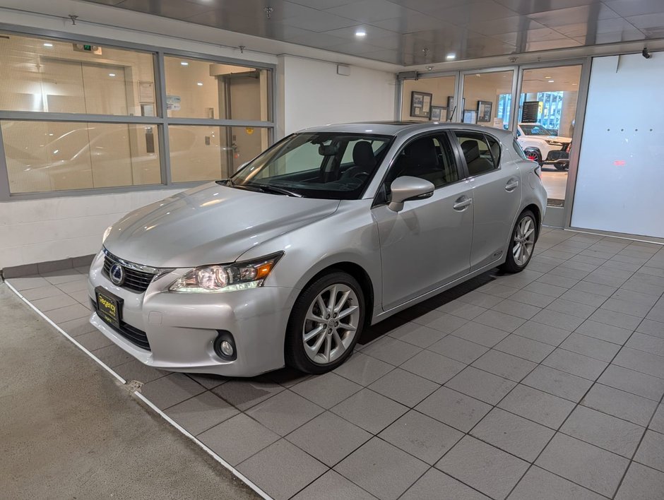 2013 Lexus CT-0